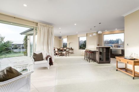 Photo of property in 238 Queen Street, Waimate, 7924