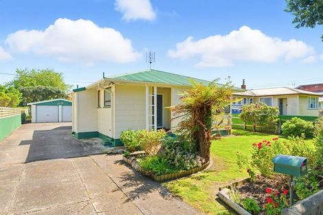 Photo of property in 58 Bedford Avenue, Gonville, Whanganui, 4501