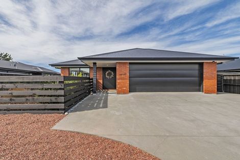 Photo of property in 15 Cedric Place, Darfield, 7510