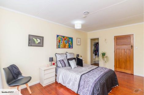Photo of property in 32 Petherick Street, Taita, Lower Hutt, 5011