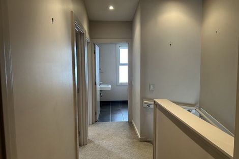 Photo of property in The Terraces, 12/9 Humber Street, Pandora, Napier, 4110