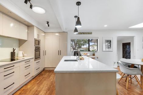 Photo of property in 25 Sunningdale Street, Wattle Downs, Auckland, 2103