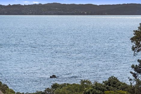 Photo of property in 26 Pacific Parade, Army Bay, Whangaparaoa, 0930