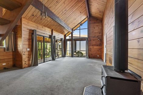 Photo of property in 14 Fairfax Terrace, Frankleigh Park, New Plymouth, 4310