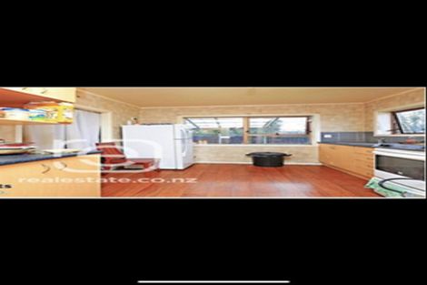 Photo of property in 66 Christmas Road, Manurewa, Auckland, 2102