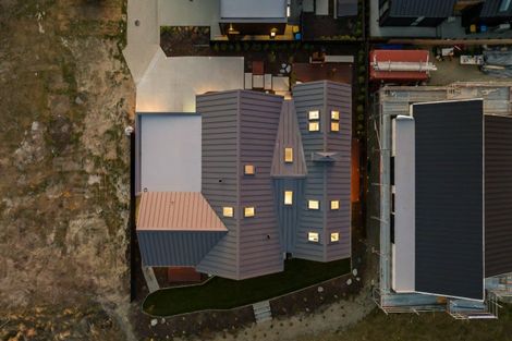 Photo of property in 28 Cunninghams Drive, Jacks Point, Queenstown, 9371