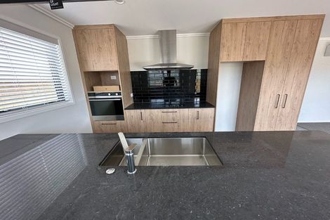 Photo of property in 32 Armitage Road, Wellsford, 0900