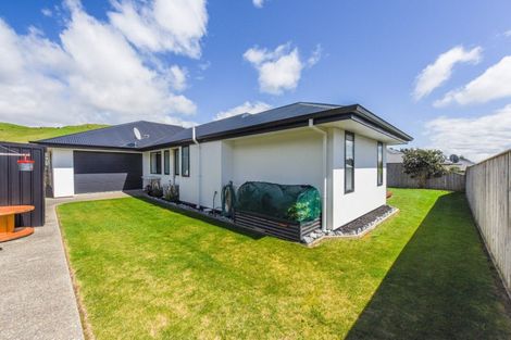 Photo of property in 70 Sanctuary Drive, Stoke, Nelson, 7011