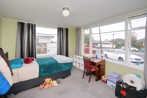 Photo of property in 103 Bassett Street, Burwood, Christchurch, 8083