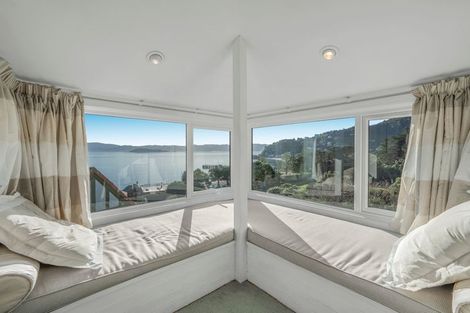 Photo of property in 10a Moana Road, Days Bay, Lower Hutt, 5013
