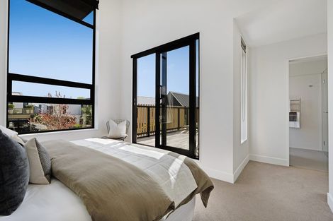 Photo of property in 13 Isitt Road, Hobsonville, Auckland, 0616