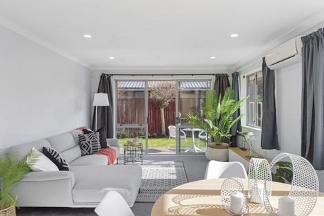 Photo of property in 4/335 Main South Road, Hornby, Christchurch, 8042
