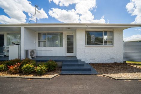 Photo of property in 5b Pollen Crescent, Melville, Hamilton, 3206