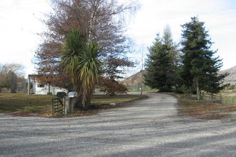 Photo of property in 325 Riverbank Road, Wanaka, 9382