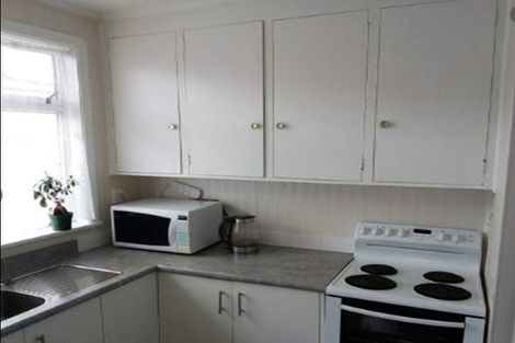 Photo of property in 1/378 Devon Street East, Strandon, New Plymouth, 4312