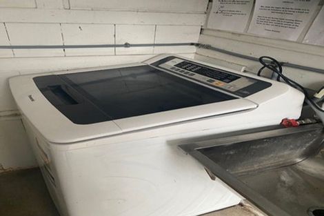 Photo of property in 1/12 Bidwill Street, Mount Cook, Wellington, 6021