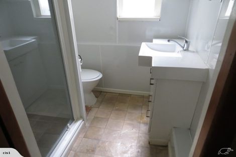 Photo of property in 1/25 Hillcrest Road, Papatoetoe, Auckland, 2025
