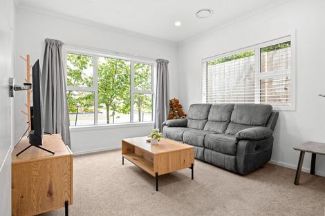 Photo of property in 1/7 Tudor Crescent, Chedworth, Hamilton, 3210