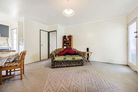 Photo of property in 2/357 Pakuranga Road, Pakuranga Heights, Auckland, 2010