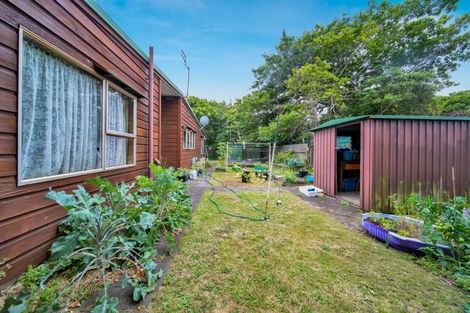 Photo of property in 3a Julian Place, Westown, New Plymouth, 4310