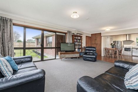 Photo of property in 32 Middleton Road, Upper Riccarton, Christchurch, 8041