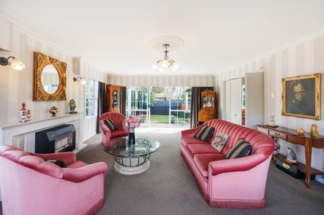 Photo of property in 7 Woodfield Avenue, Roslyn, Palmerston North, 4414