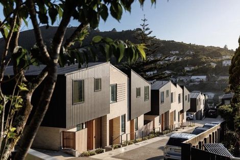 Photo of property in 15 Ara Toutouwai, Karori, Wellington, 6012