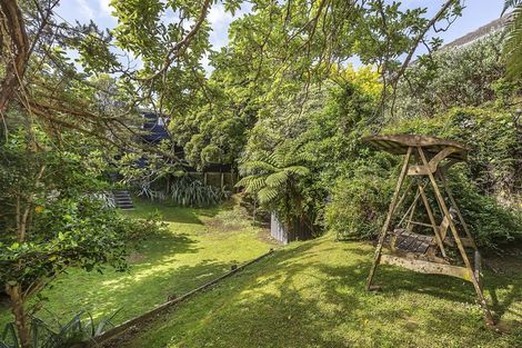 Photo of property in 8 Collier Avenue, Karori, Wellington, 6012