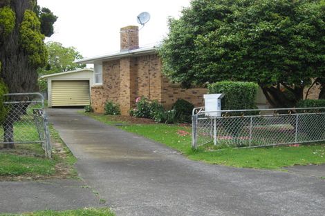 Photo of property in 11 Paine Place, Mangere, Auckland, 2022