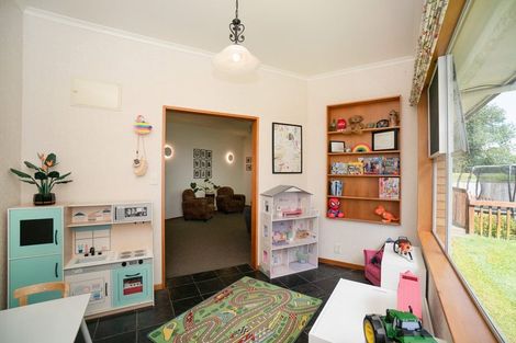 Photo of property in 8 Perth Place, Awapuni, Palmerston North, 4412