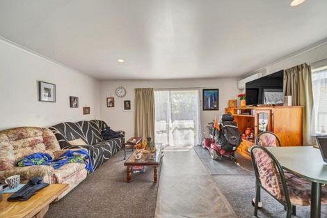 Photo of property in 44a Waihi Road, Hawera, 4610