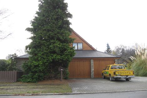 Photo of property in 28 Hunter Crescent, Wanaka, 9305