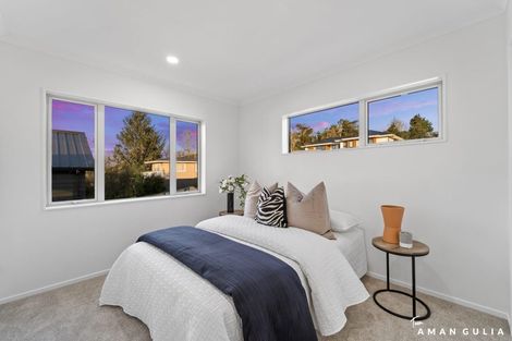 Photo of property in 208a Henderson Valley Road, Henderson, Auckland, 0612