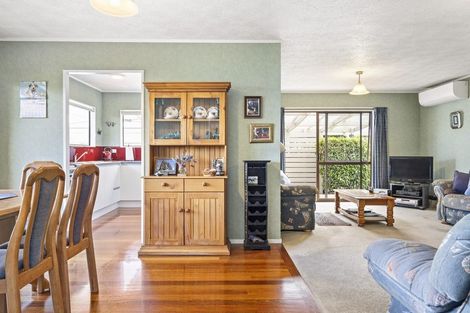 Photo of property in 67 Taylor Street, Cambridge, 3434