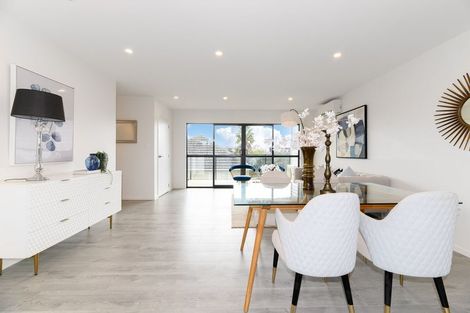 Photo of property in 3/7 Ranui Station Road, Ranui, Auckland, 0612