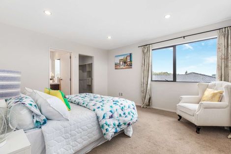 Photo of property in 203a Don Buck Road, Massey, Auckland, 0614