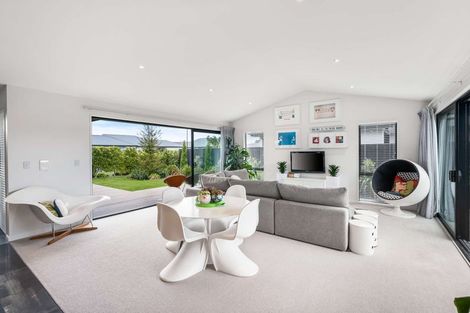 Photo of property in 19 Falcon Road, Rolleston, 7615