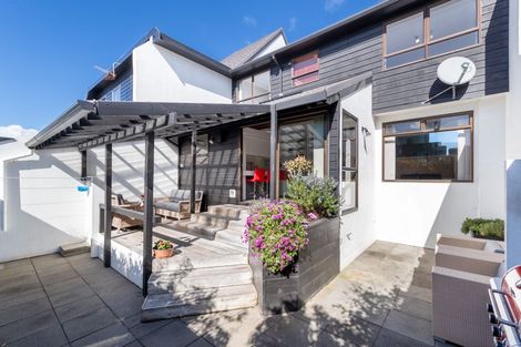 Photo of property in 22 Tamahine Street, Maupuia, Wellington, 6022