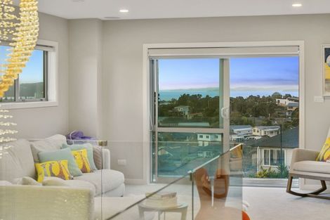 Photo of property in 12 Spyglass Street, Red Beach, 0932