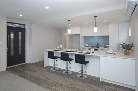 Photo of property in 2 Lussa Close, Broomfield, Christchurch, 8042