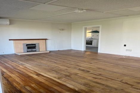 Photo of property in 73a Heathdale Crescent, Papakura, 2110