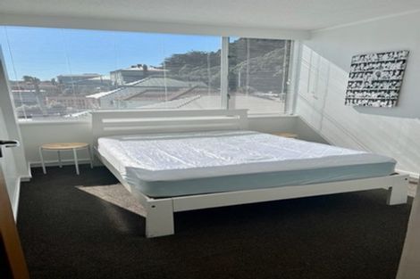 Photo of property in Beresford Apartments, 12/118u Russell Terrace, Berhampore, Wellington, 6023