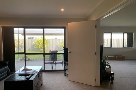 Photo of property in 6 Lindis Place, Poraiti, Napier, 4112