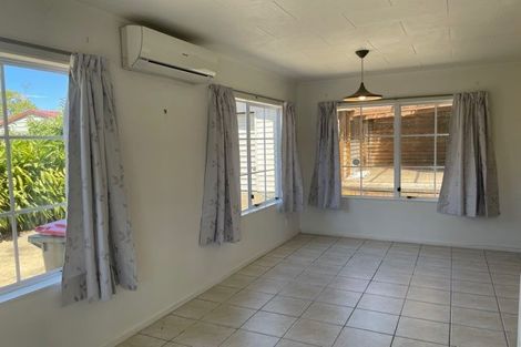 Photo of property in 47 Riverton Drive, Randwick Park, Auckland, 2105