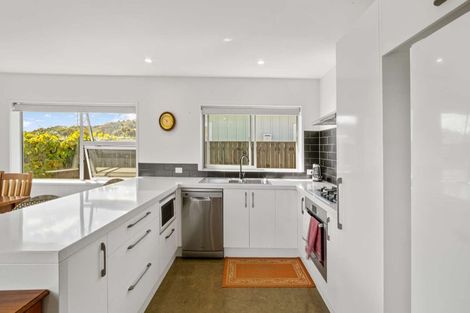 Photo of property in 10 Tuamotu Park, Wainui, Gisborne, 4010