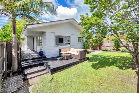 Photo of property in 1/6 Putney Place, Ranui, Auckland, 0612