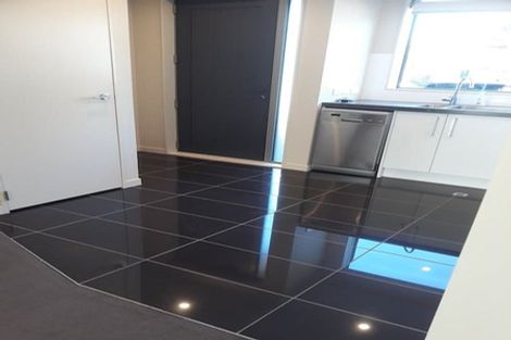 Photo of property in 2u9 Stone Street, Miramar, Wellington, 6022