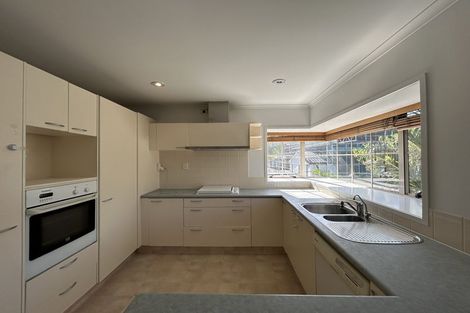 Photo of property in 12 Darimouth Place, Albany, Auckland, 0632