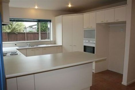 Photo of property in 4a Roche Avenue, Upper Riccarton, Christchurch, 8041