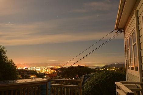 Photo of property in 53 Todman Street, Brooklyn, Wellington, 6021